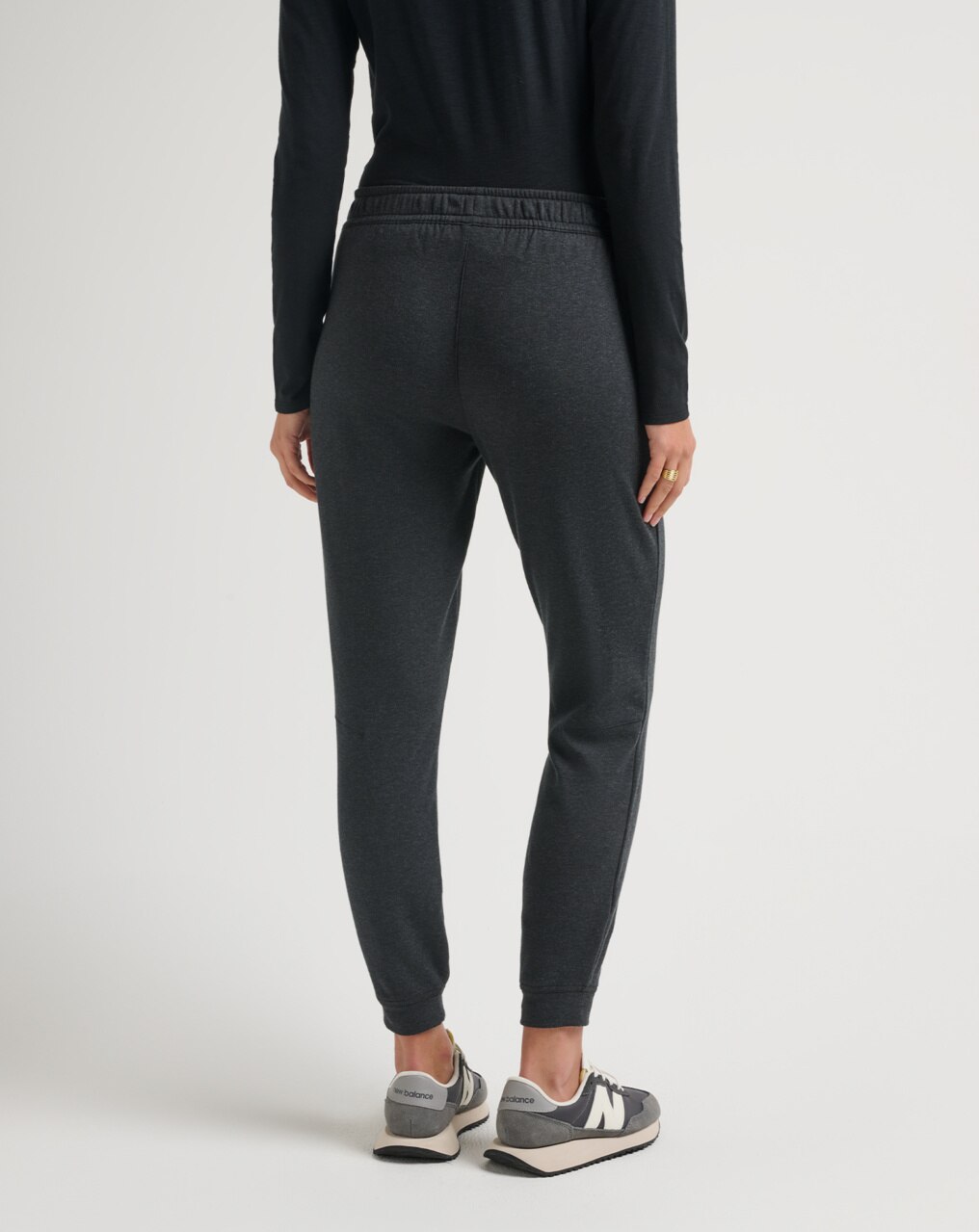 CLOUD FLEECE WOMENS JOGGER 1